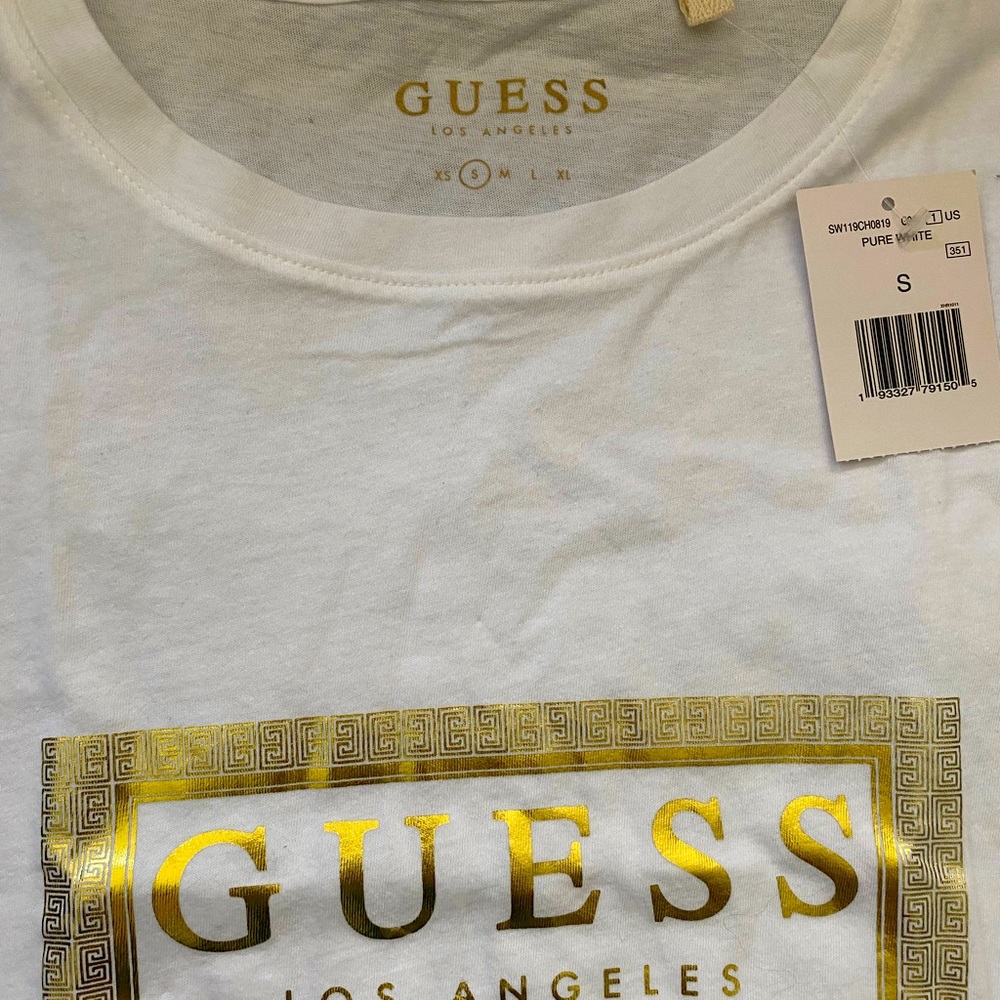 White Guess t-shirt